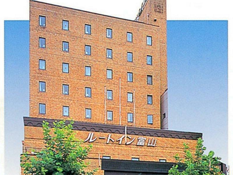 Hotel Route-Inn Toyama Ekimae Exteriör bild